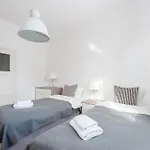 Apartment Grzegorzki Spacious By Bookinghost *