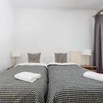 Apartment Grzegorzki Spacious By Bookinghost *
