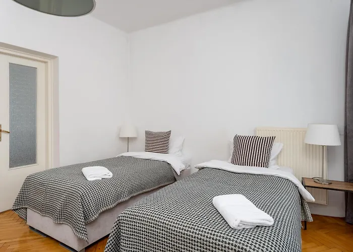 Apartment Grzegorzki Spacious By Bookinghost *