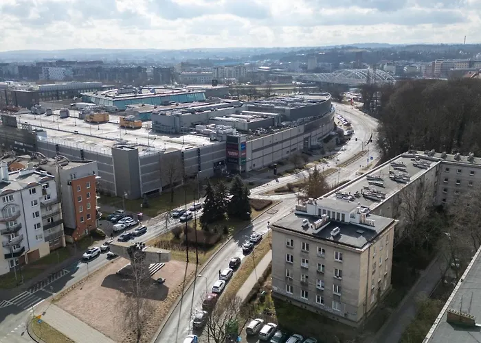 Grzegorzki Spacious By Bookinghost