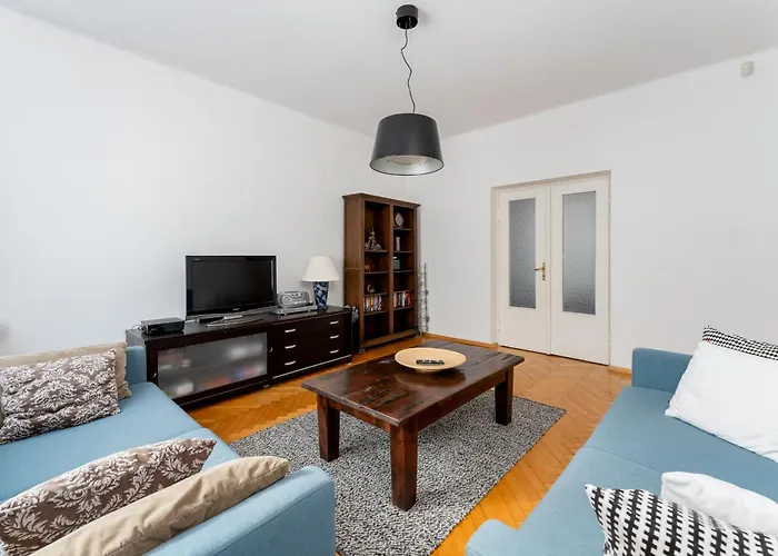 Apartment Grzegorzki Spacious By Bookinghost *