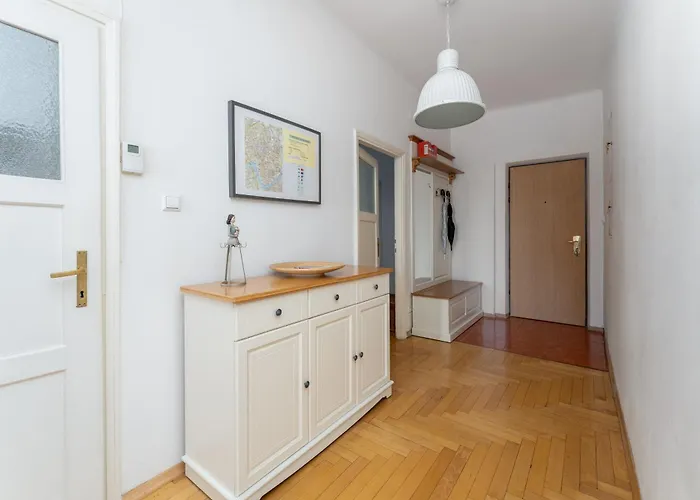 Grzegorzki Spacious By Bookinghost Apartment